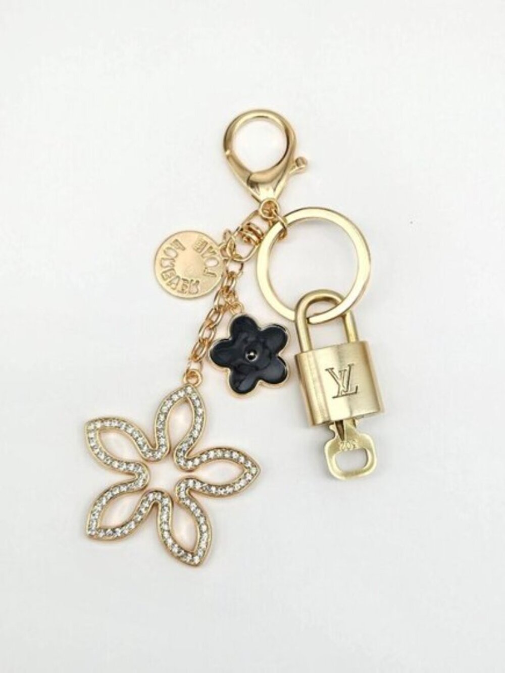 Authentic Louis Vuitton Gold Padlock 🔑 Unbranded Clover Keychain Bag Charm LV - Picture 6 of 11